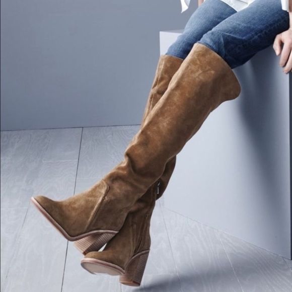 Vince Camuto Melaya Knee High Boots Olive Suede Inside Zip 3.5" Heels NWOT Sz5.5 - Picture 1 of 12